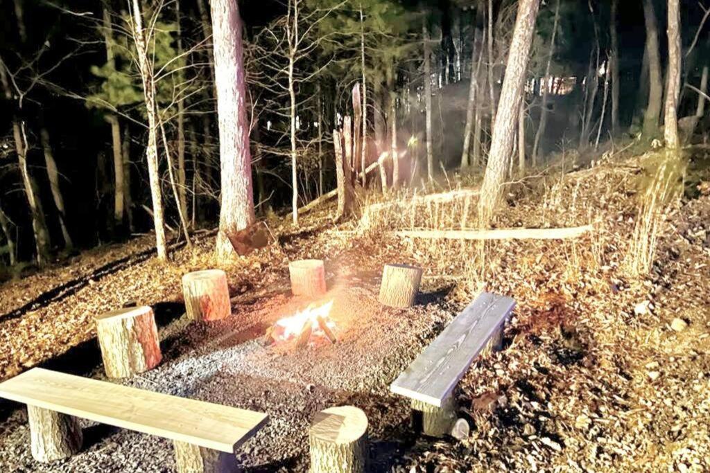One Of A Kind Rustic Log Cabin Near Bryce Resort - Large Game Room - Fire Pit - Large Deck - Bbq Basye Экстерьер фото