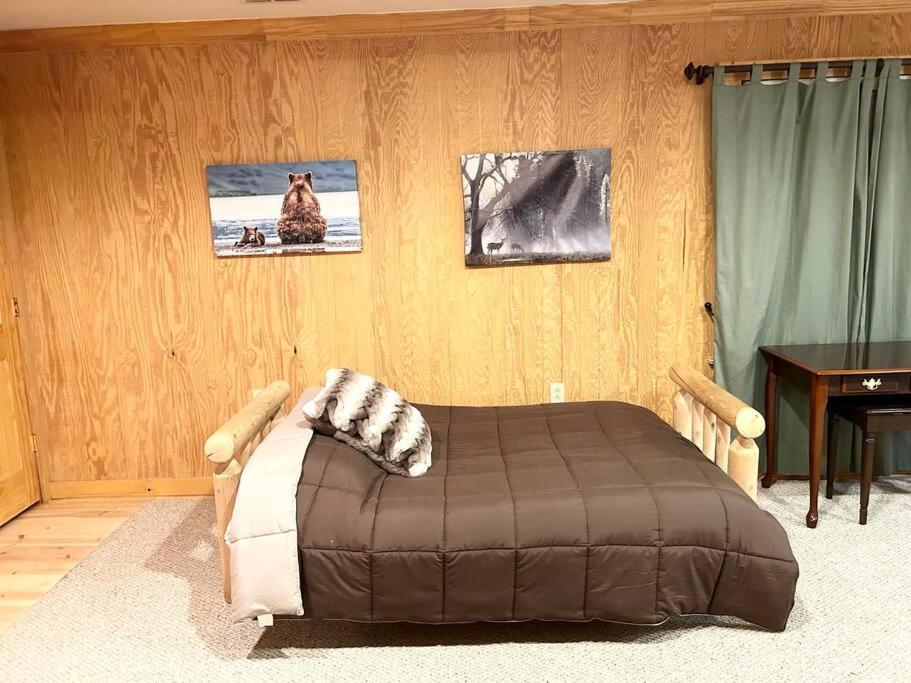 One Of A Kind Rustic Log Cabin Near Bryce Resort - Large Game Room - Fire Pit - Large Deck - Bbq Basye Экстерьер фото